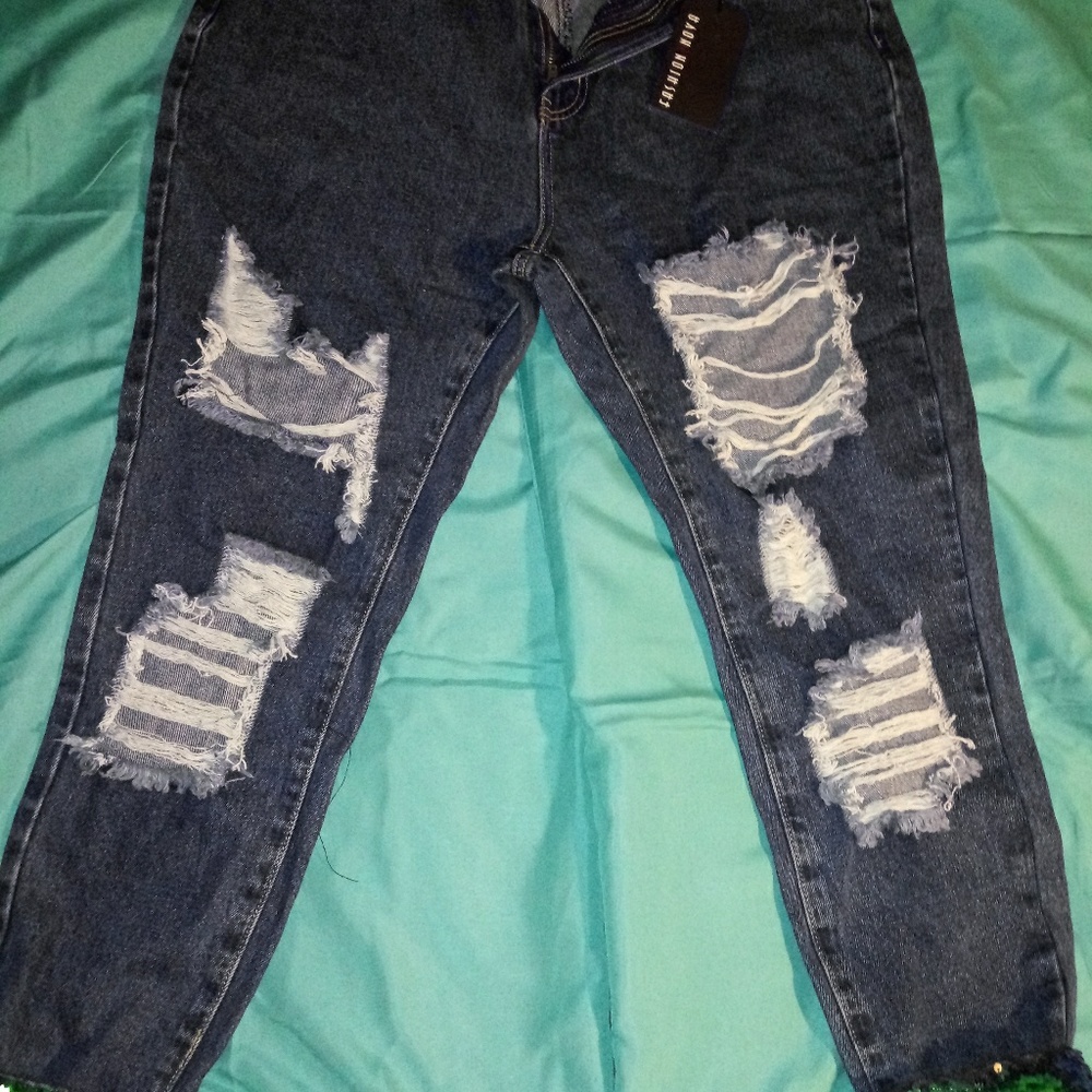 Jeans - Picture 3 of 3